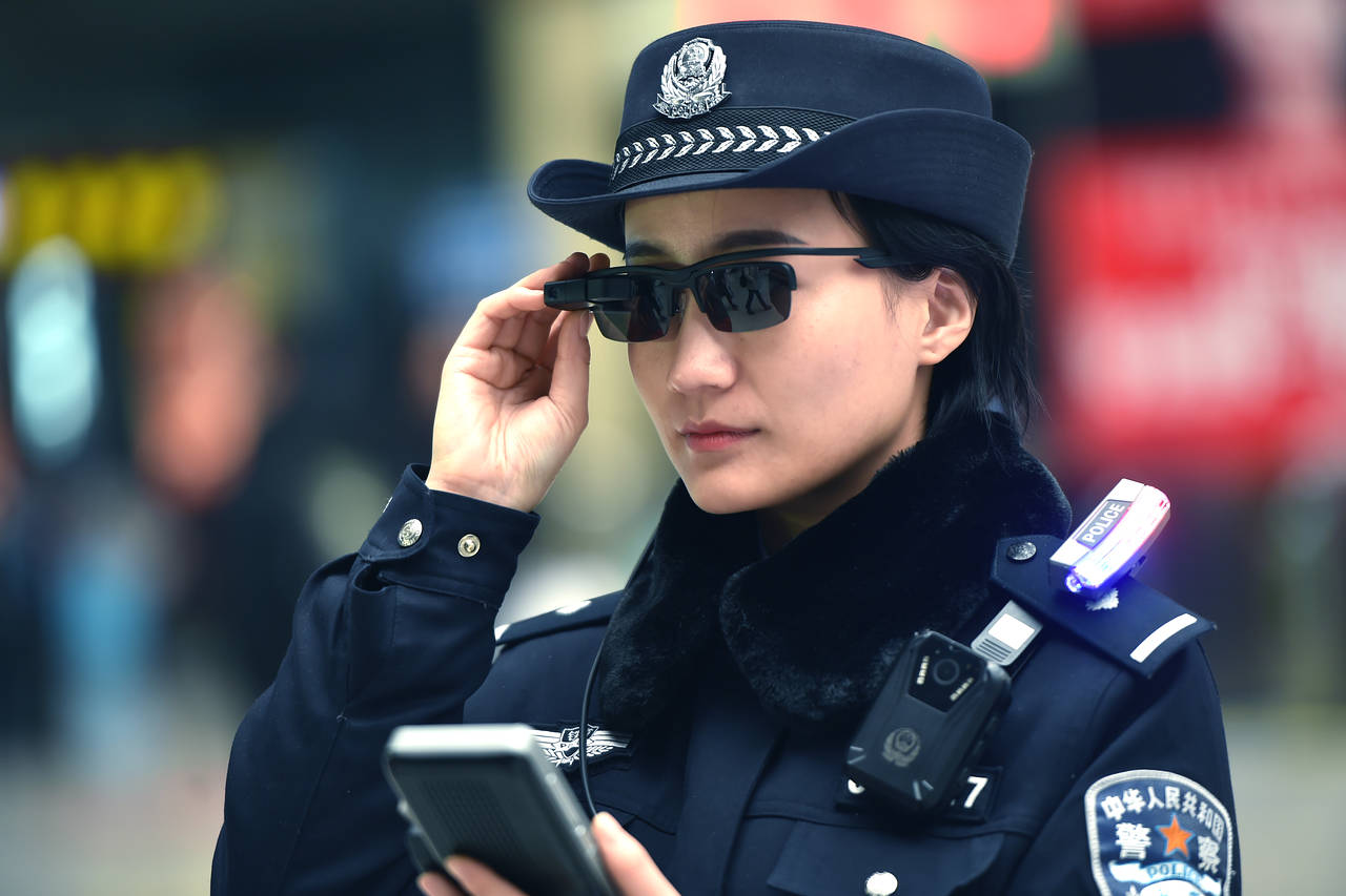 Chine - Sunglass - Police - AI