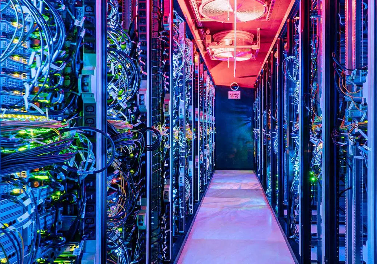 Martin Grandjean - 2014 Data Center - Source : Infomaniak